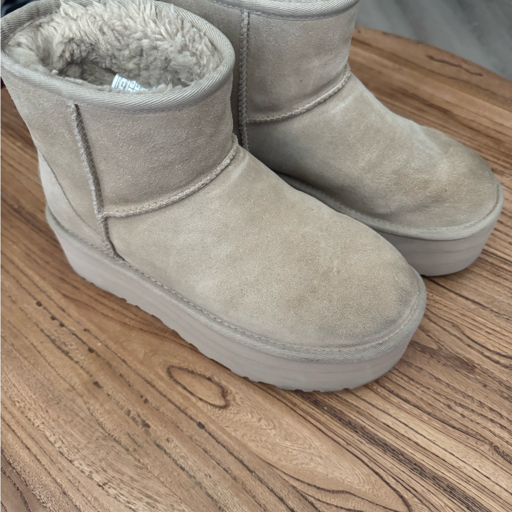 Ugg Women's Classic Mini Platform Tan Boots Mustard Seed Hightop